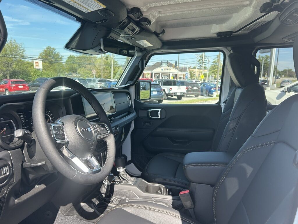 2026 Jeep Wrangler Sahara Crestwood KY