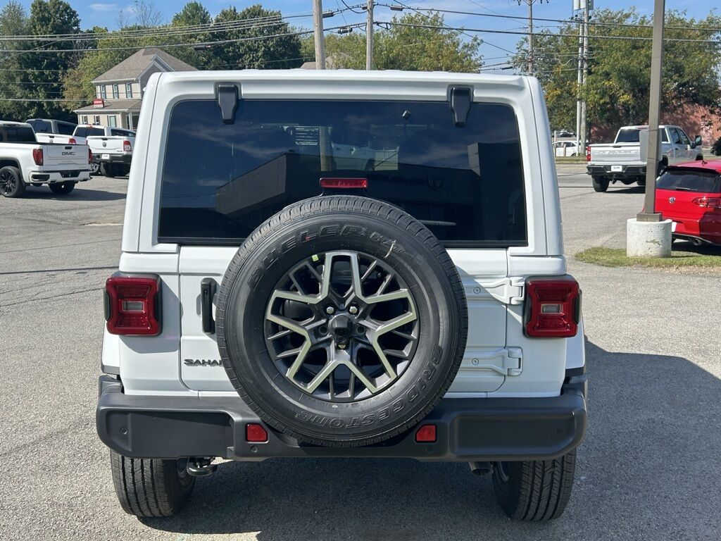 2026 Jeep Wrangler Sahara Crestwood KY