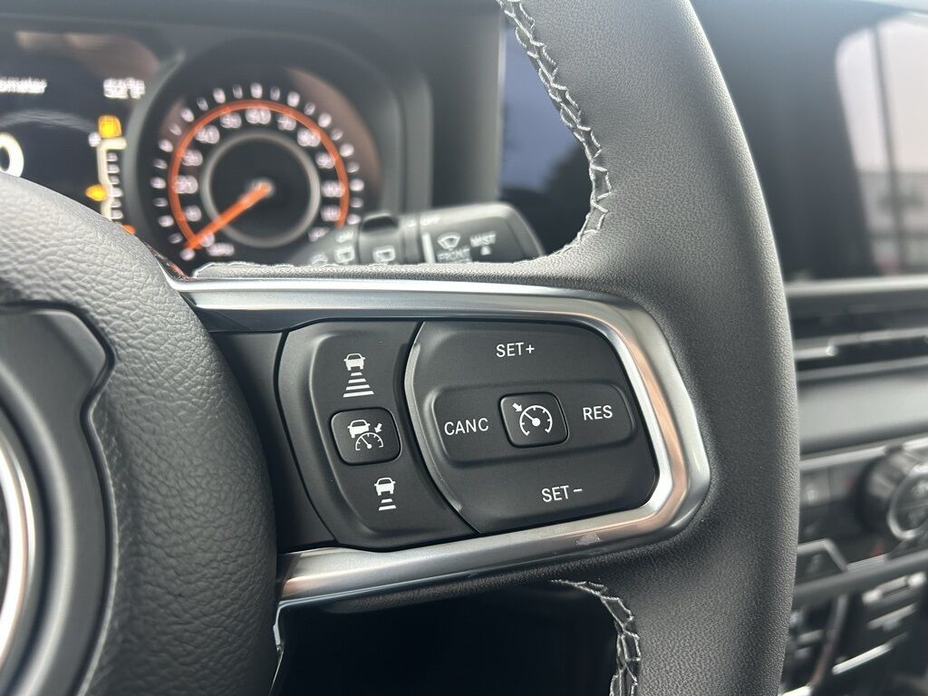 2026 Jeep Wrangler Sahara Crestwood KY