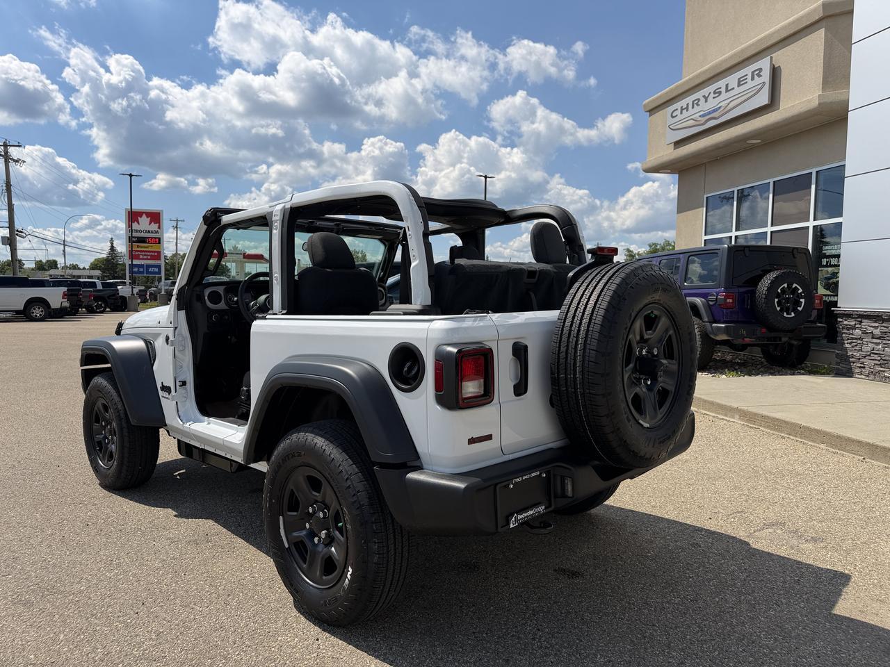 2026 Jeep Wrangler Sport 4x4 | 2L Turbo | 3 Piece Hardtop | Backup Camera | 17IN Black Wheels | 2 Door Redwater AB