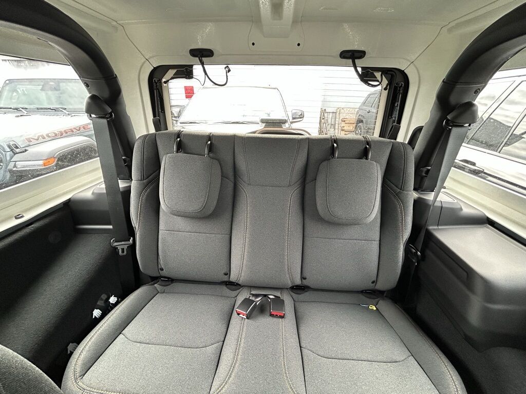 2026 Jeep Wrangler Sport Crestwood KY