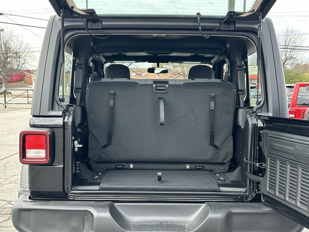 2026 Jeep Wrangler Sport Crestwood KY