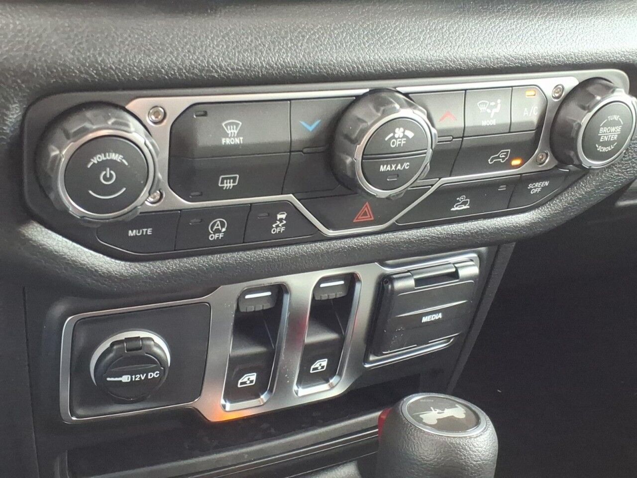 2026 Jeep Wrangler Sport S Uvalde TX