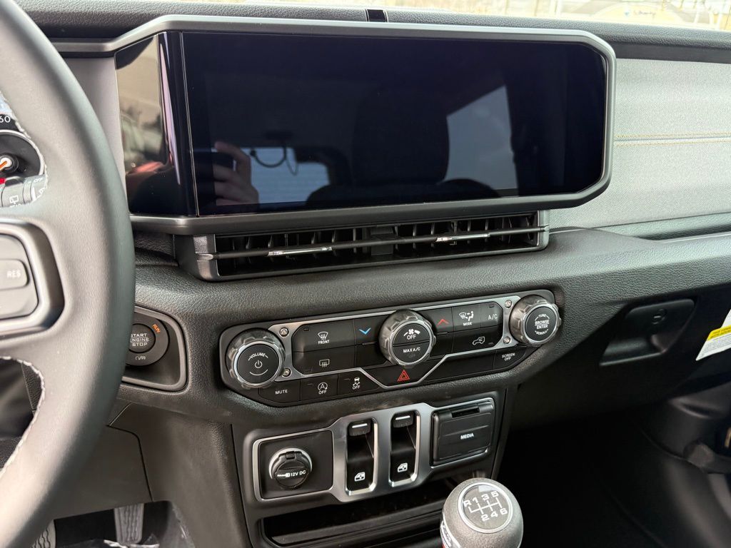 2026 Jeep Wrangler Sport S Crestwood KY