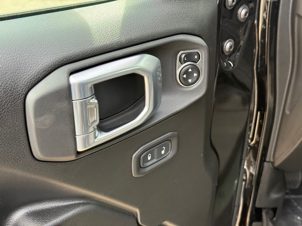 2026 Jeep Wrangler Sport S Crestwood KY