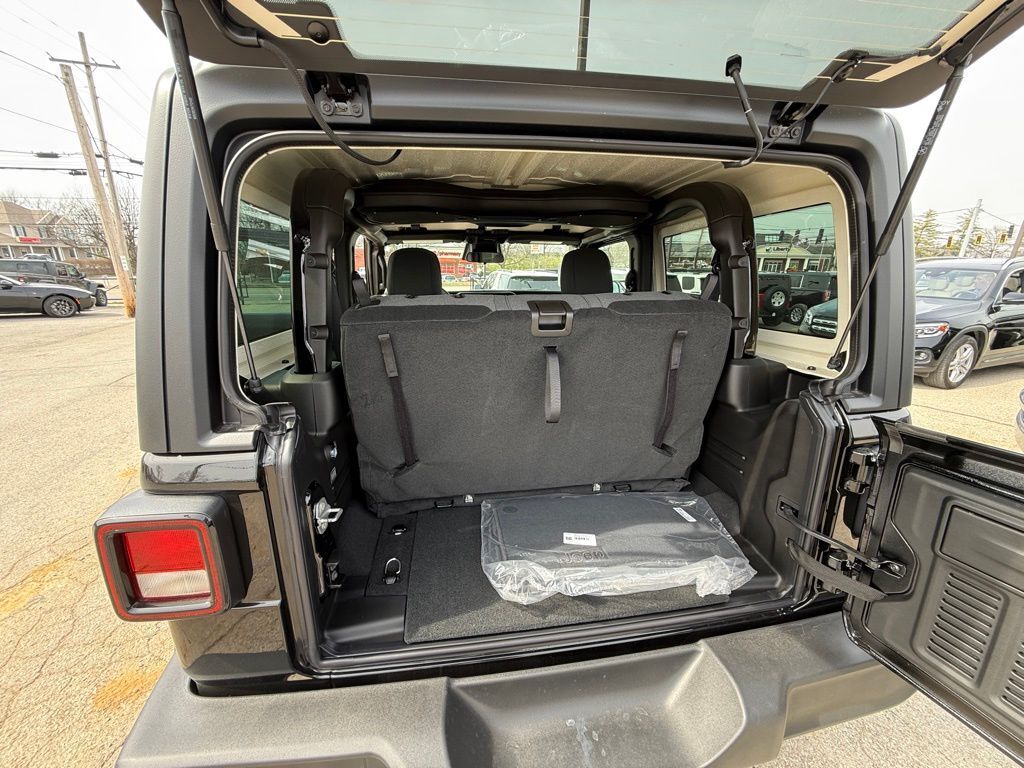 2026 Jeep Wrangler Sport S Crestwood KY