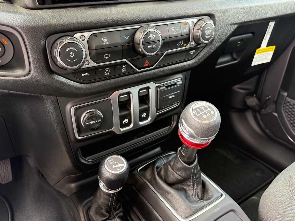 2026 Jeep Wrangler Sport S Crestwood KY