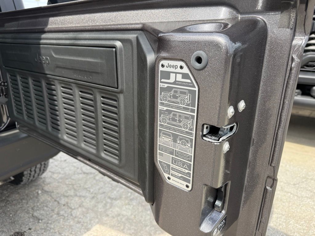 2026 Jeep Wrangler Sport S Crestwood KY