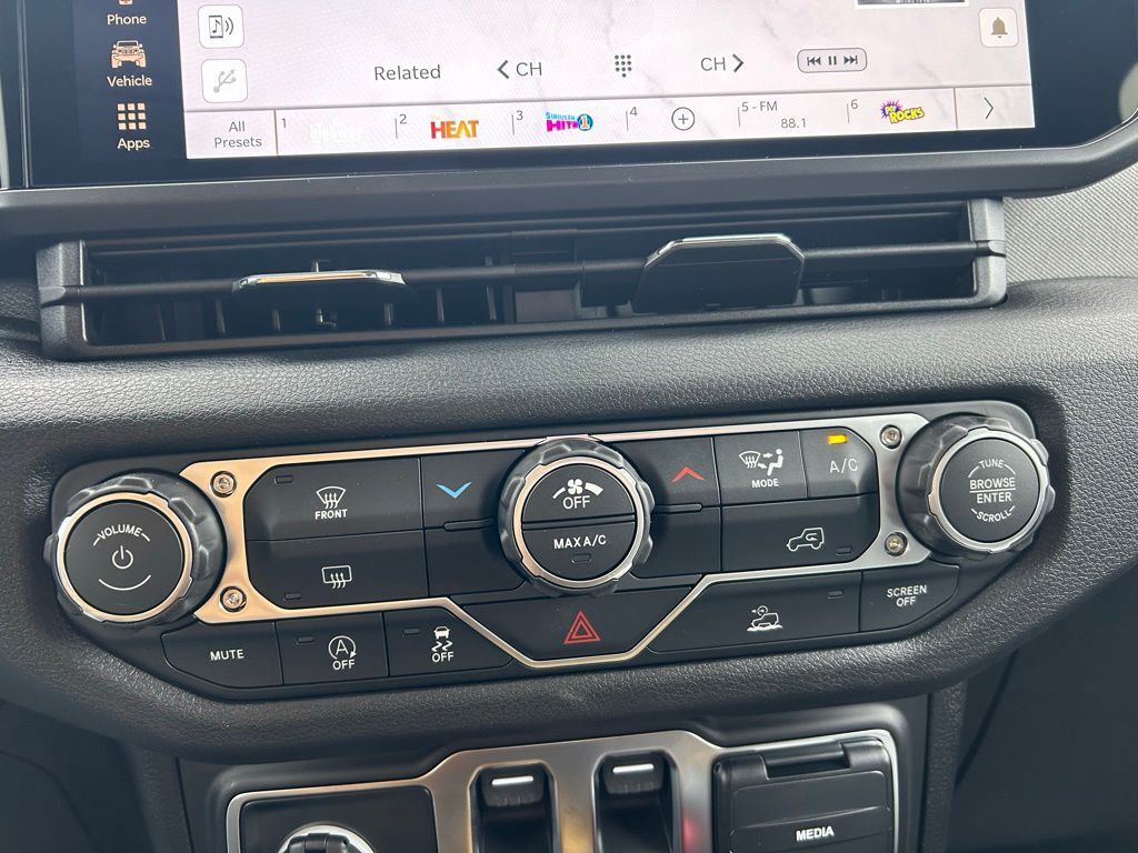 2026 Jeep Wrangler Sport S Crestwood KY