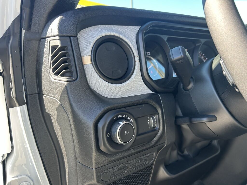 2026 Jeep Wrangler Sport S Crestwood KY