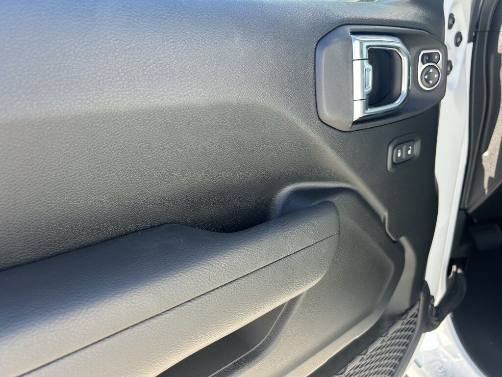 2026 Jeep Wrangler Sport S Crestwood KY