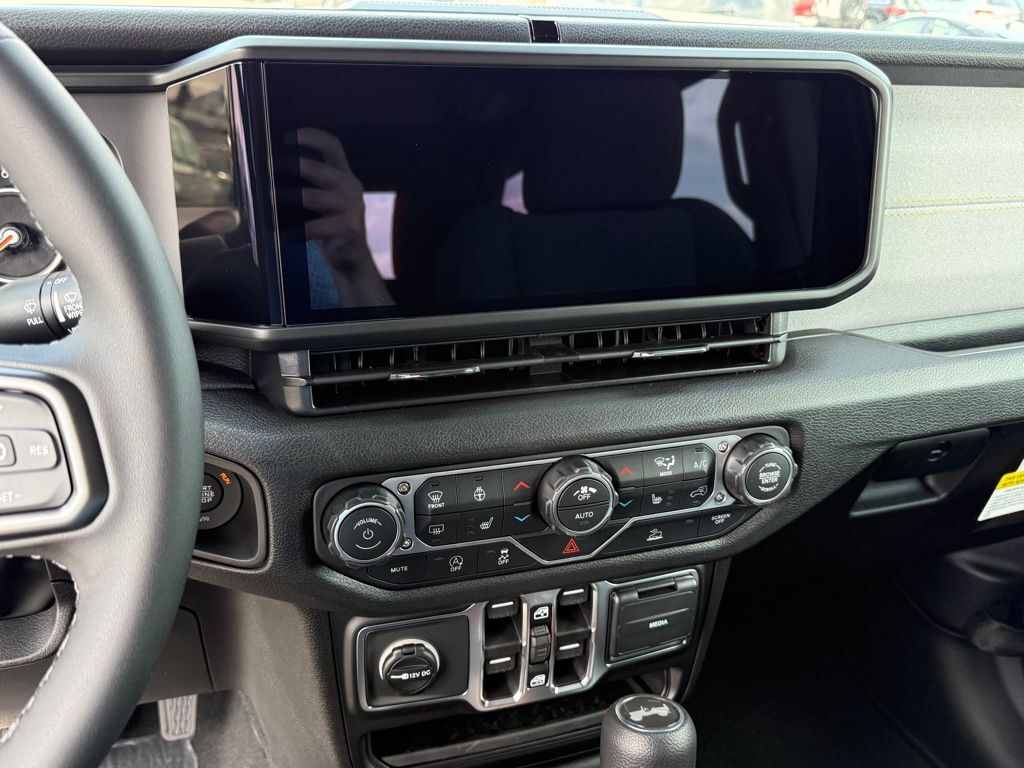 2026 Jeep Wrangler Sport S Crestwood KY