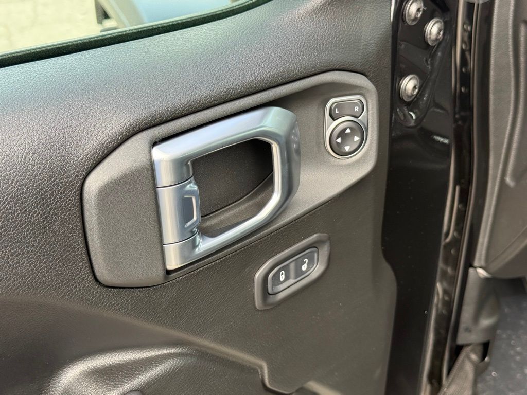 2026 Jeep Wrangler Sport S Crestwood KY