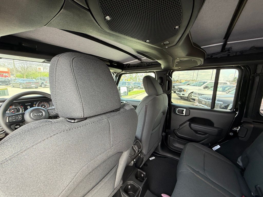 2026 Jeep Wrangler Sport S Crestwood KY