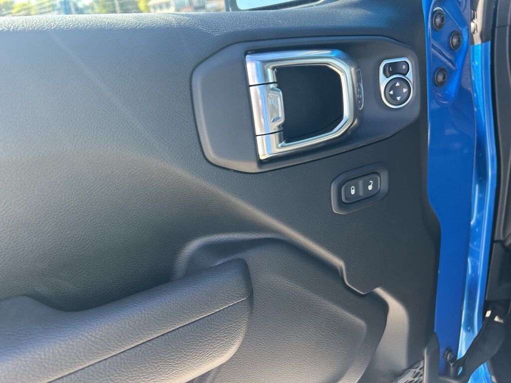 2026 Jeep Wrangler Sport S Crestwood KY