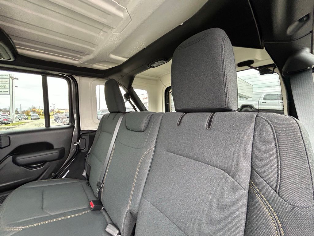 2026 Jeep Wrangler Sport S Crestwood KY