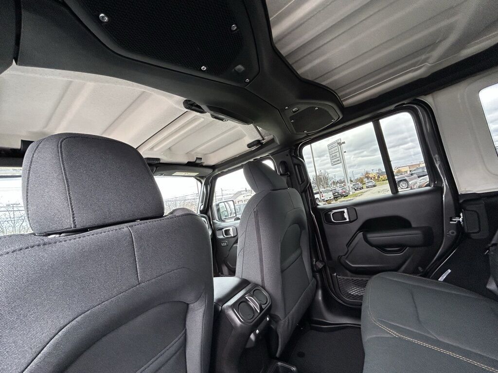 2026 Jeep Wrangler Sport S Crestwood KY