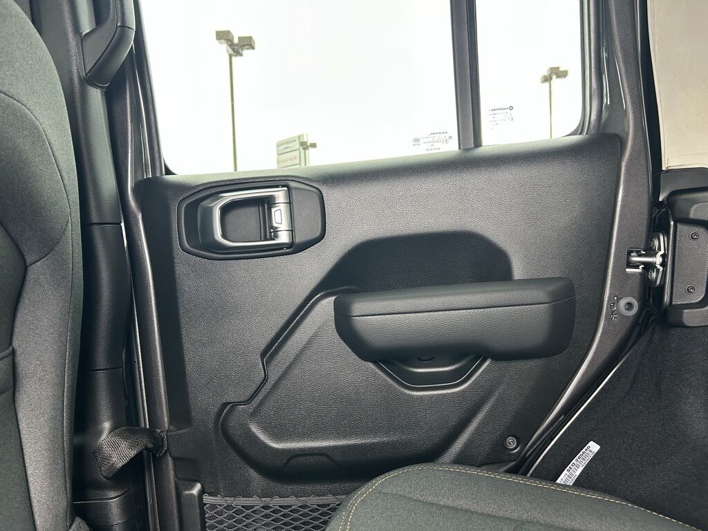 2026 Jeep Wrangler Sport S Crestwood KY