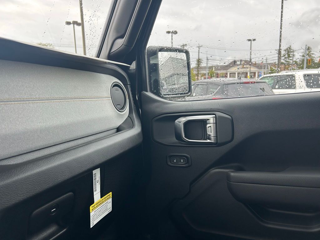 2026 Jeep Wrangler Sport S Crestwood KY
