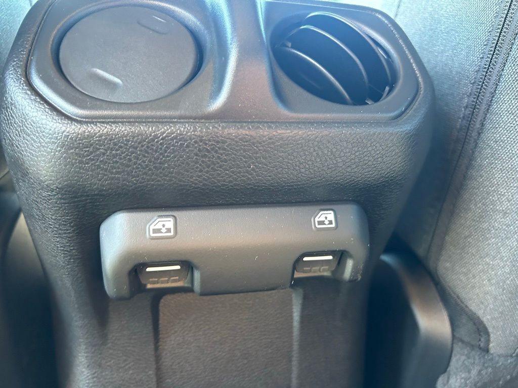 2026 Jeep Wrangler Sport S Crestwood KY