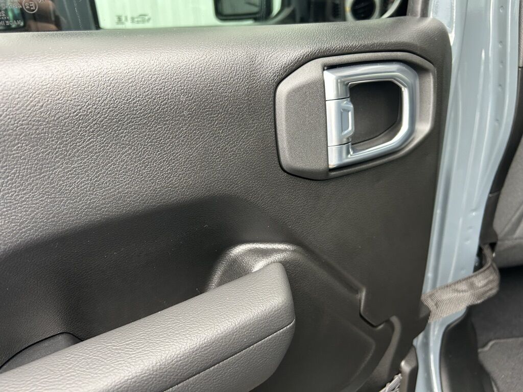 2026 Jeep Wrangler Sport S Crestwood KY