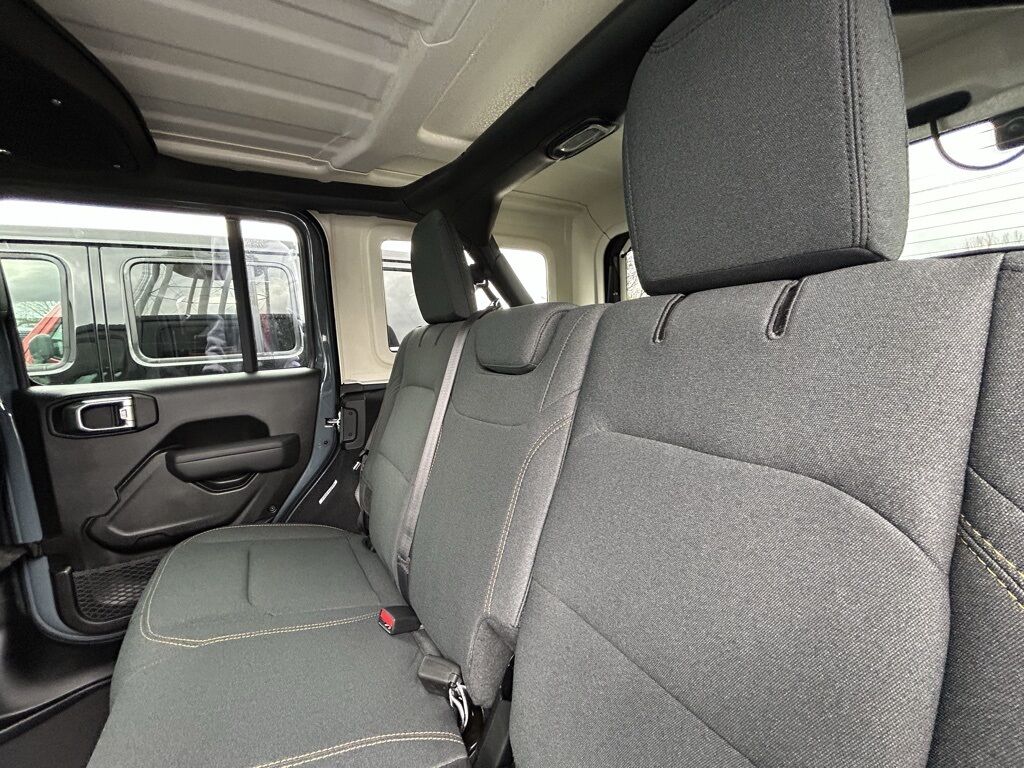 2026 Jeep Wrangler Sport S Crestwood KY