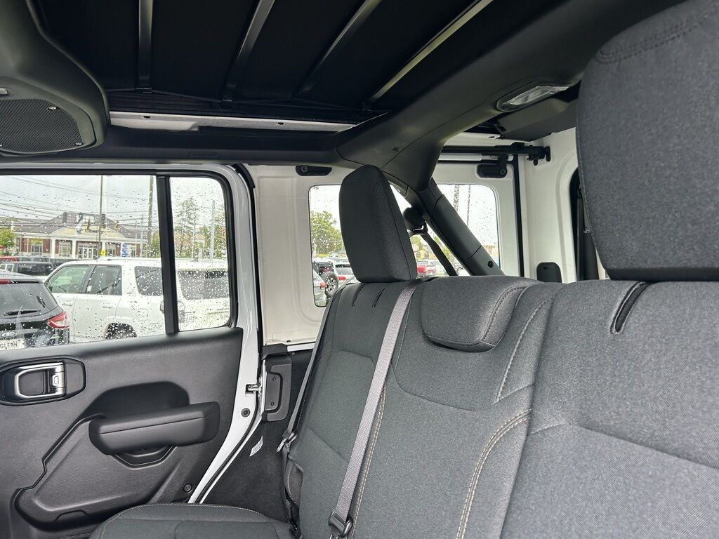 2026 Jeep Wrangler Sport S Crestwood KY