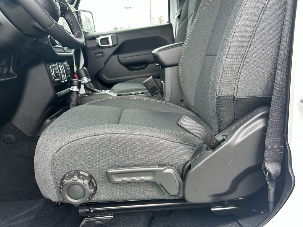 2026 Jeep Wrangler Sport S Crestwood KY