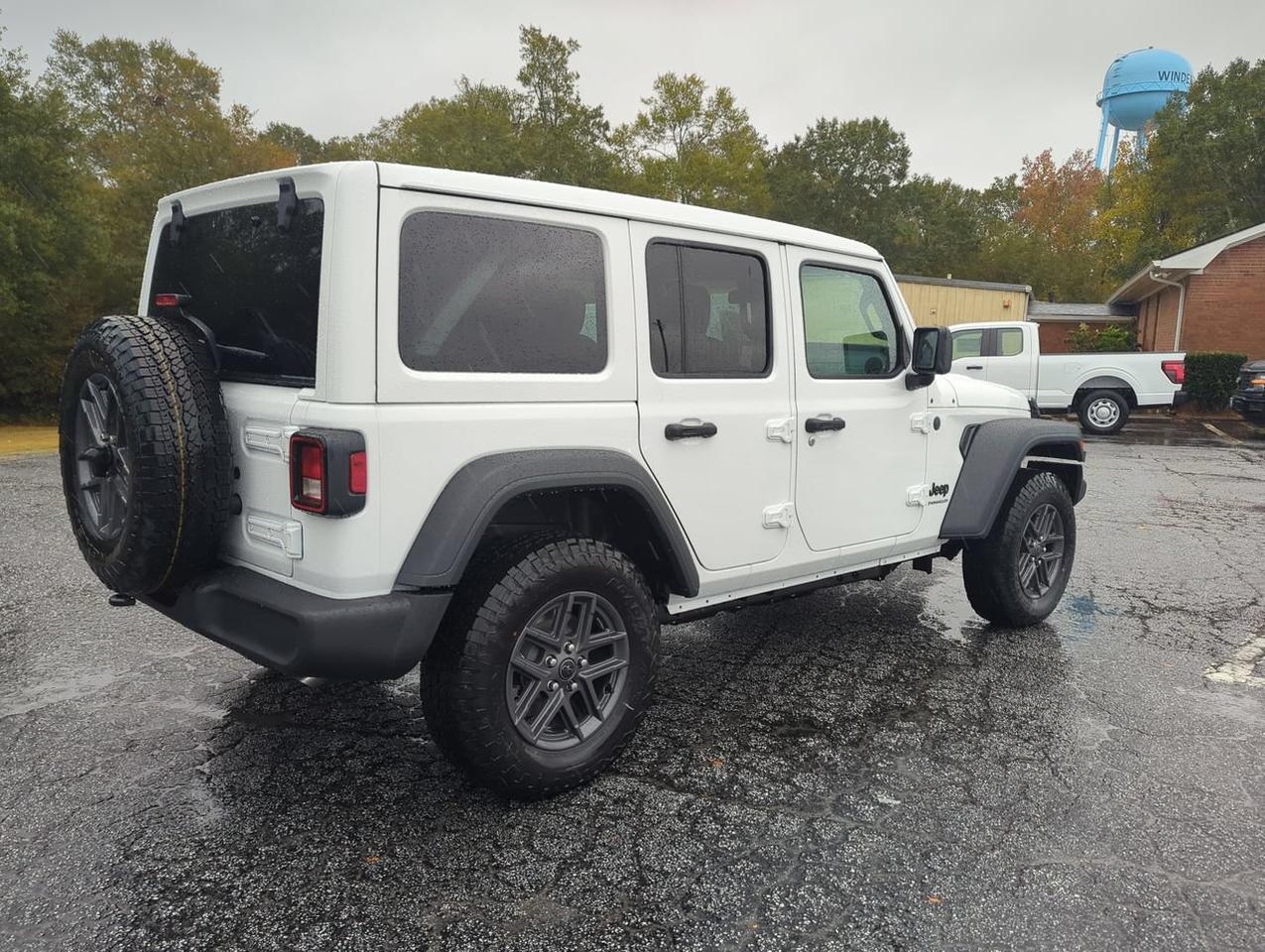 2026 Jeep Wrangler Sport S Appleton WI