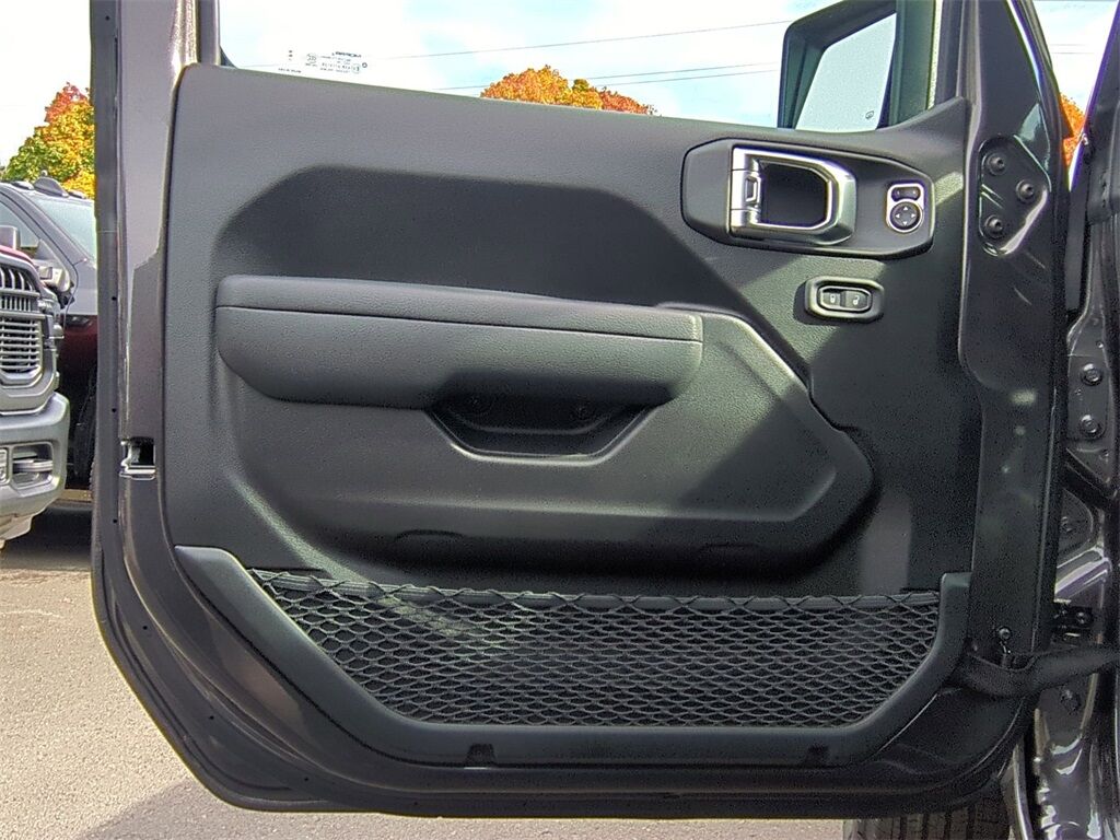 2026 Jeep Wrangler Sport S Gresham OR