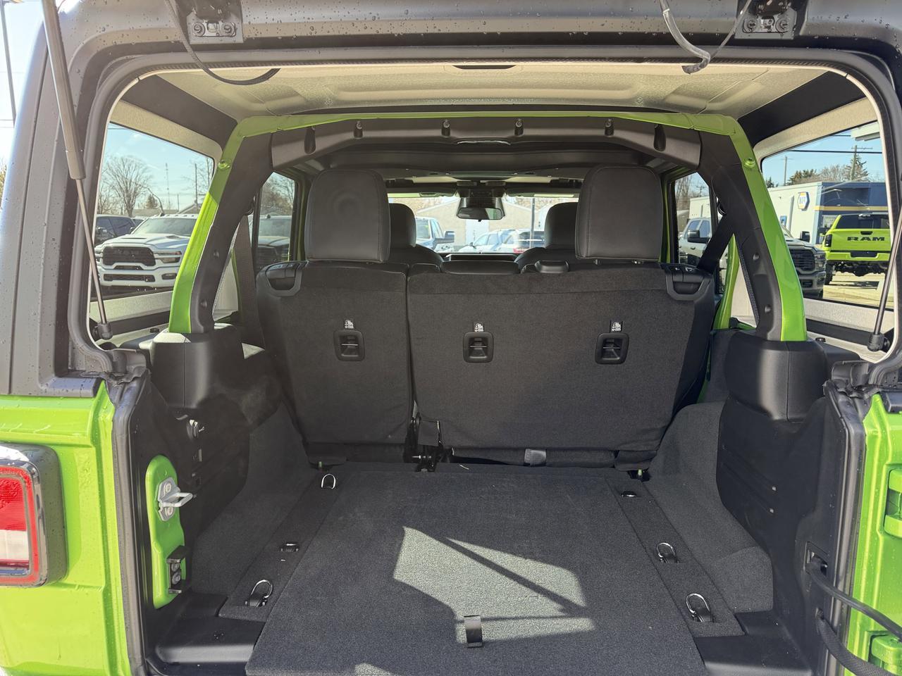 2026 Jeep Wrangler Willys 4x4 | V6 | 33IN Off Road Tires | Leather Heated Seats | Remote Start | Mojito Redwater AB
