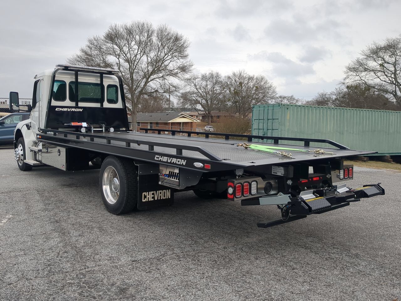 2026 Kenworth No Model T-280 Equipped with 21.5ft Chevron LCG Rollback Winder GA
