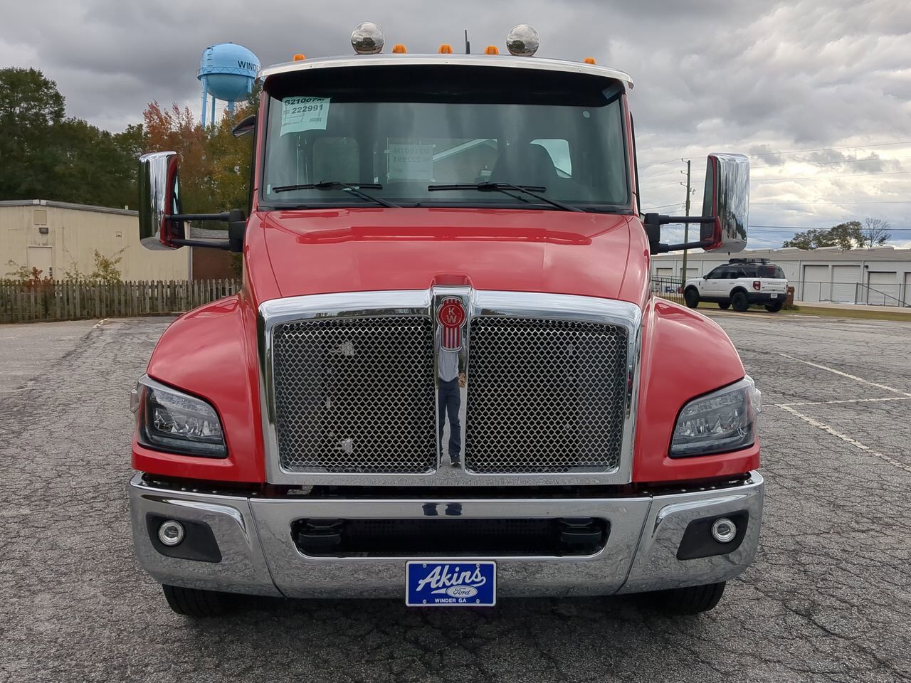 2026 Kenworth T-280 equipped with 21.5ft Chevron LCG Rollback Winder GA