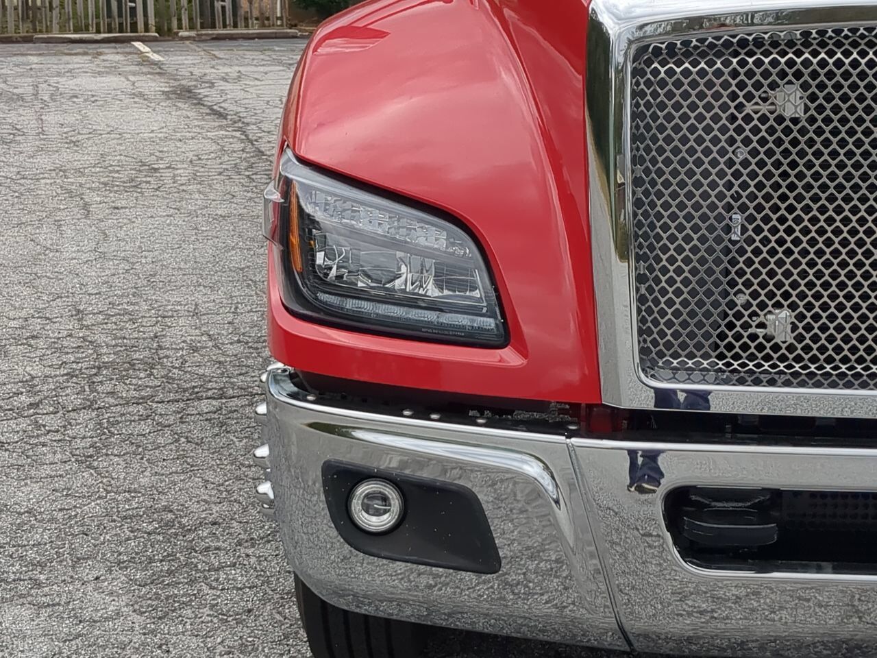 2026 Kenworth T-280 equipped with 21.5ft Chevron LCG Rollback Winder GA