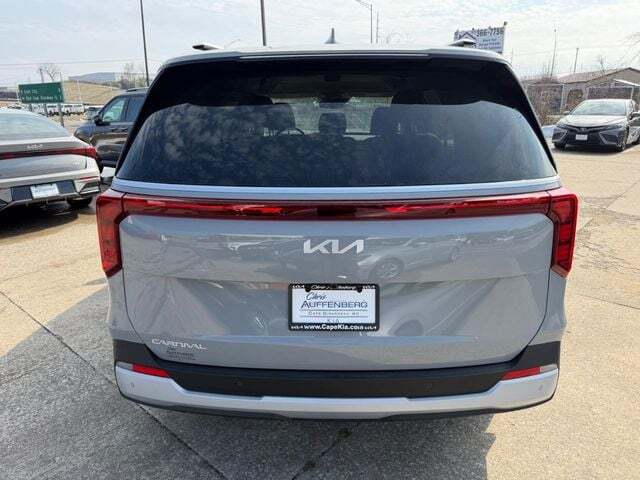 2026 Kia Carnival EX