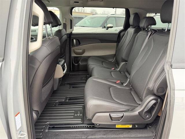 2026 Kia Carnival EX Cape Girardeau MO