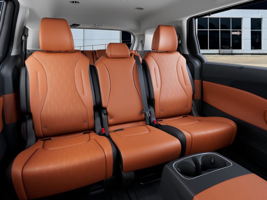 2026 Kia Carnival Hybrid EX Akron OH