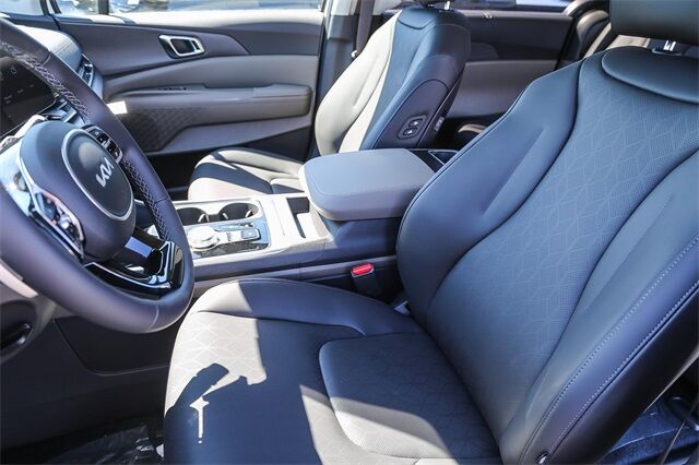 2026 Kia Carnival Hybrid EX Renton WA