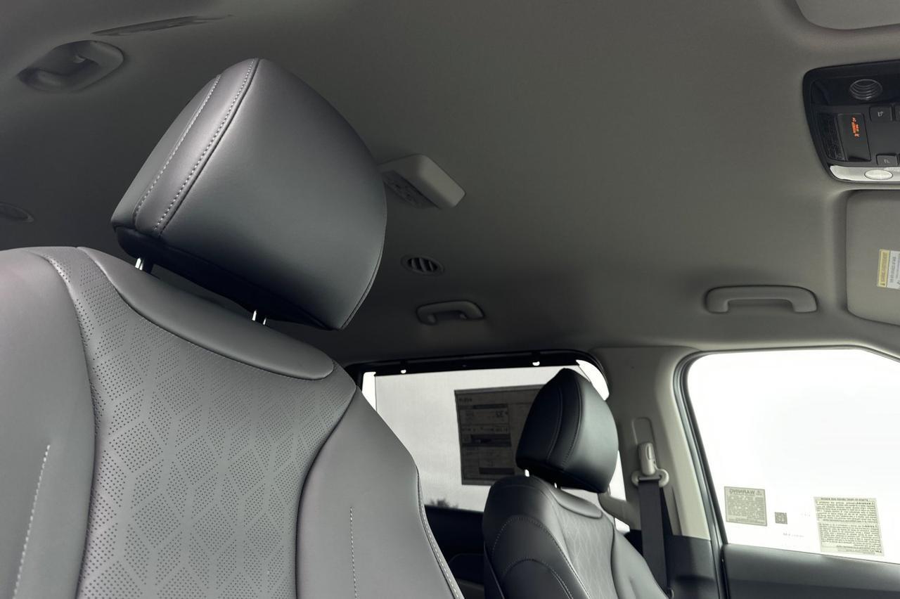 2026 Kia Carnival Hybrid EX Salinas CA