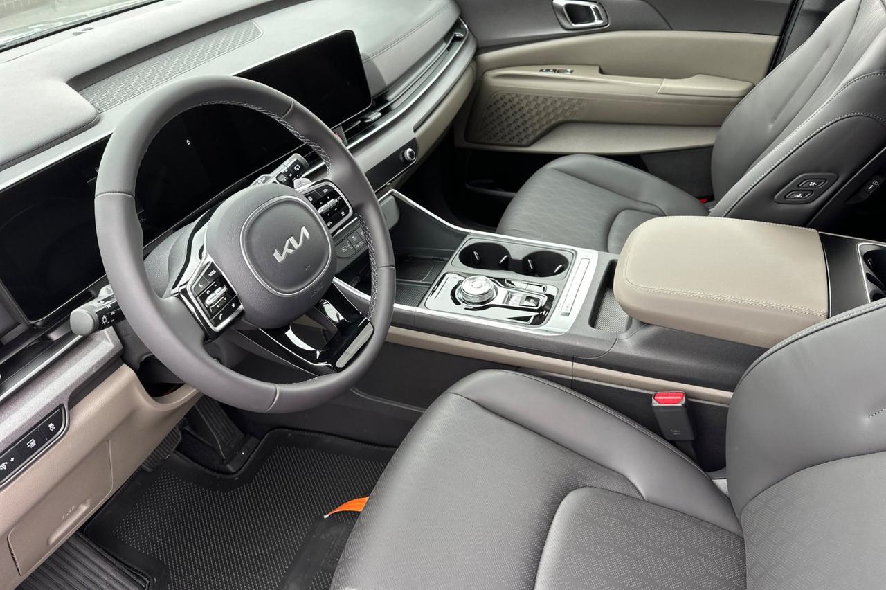 2026 Kia Carnival Hybrid EX Salinas CA