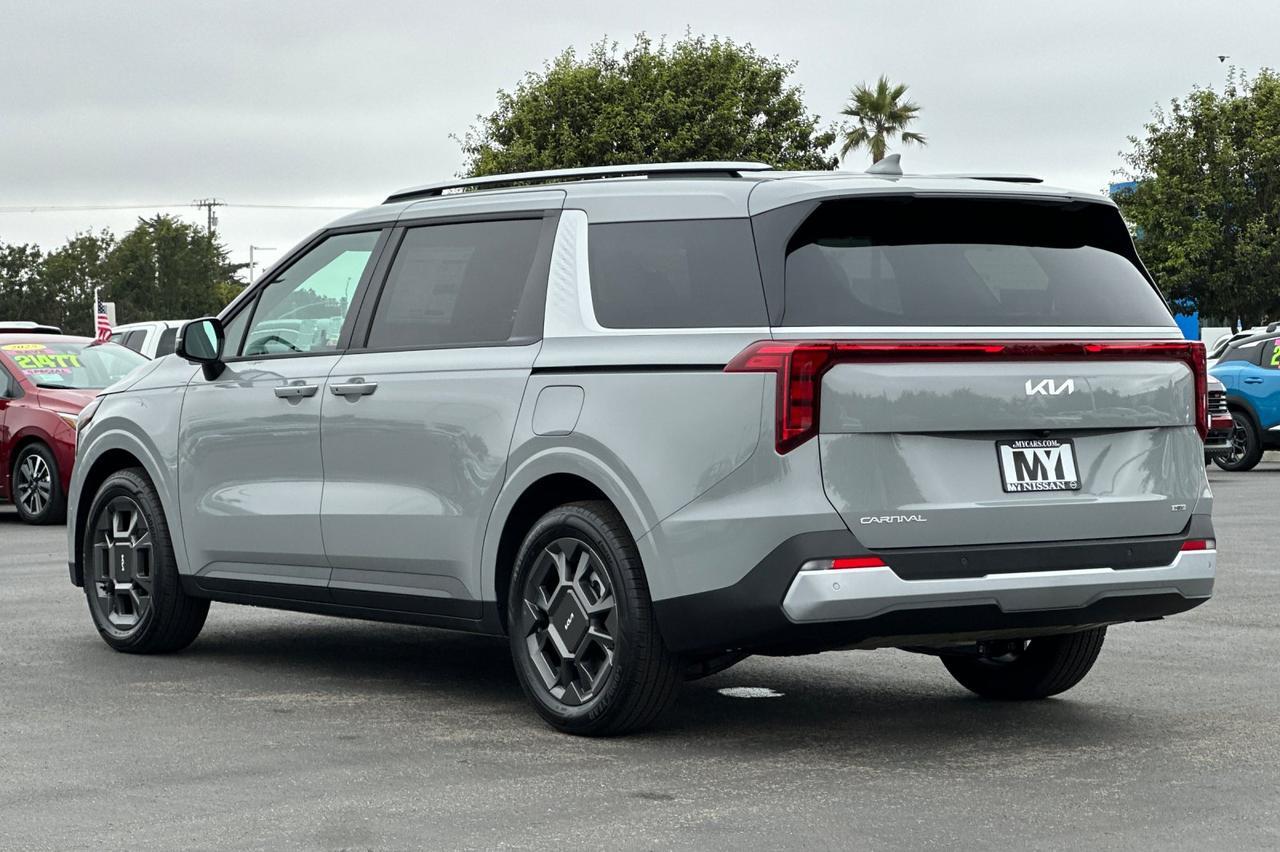 2026 Kia Carnival Hybrid EX Salinas CA