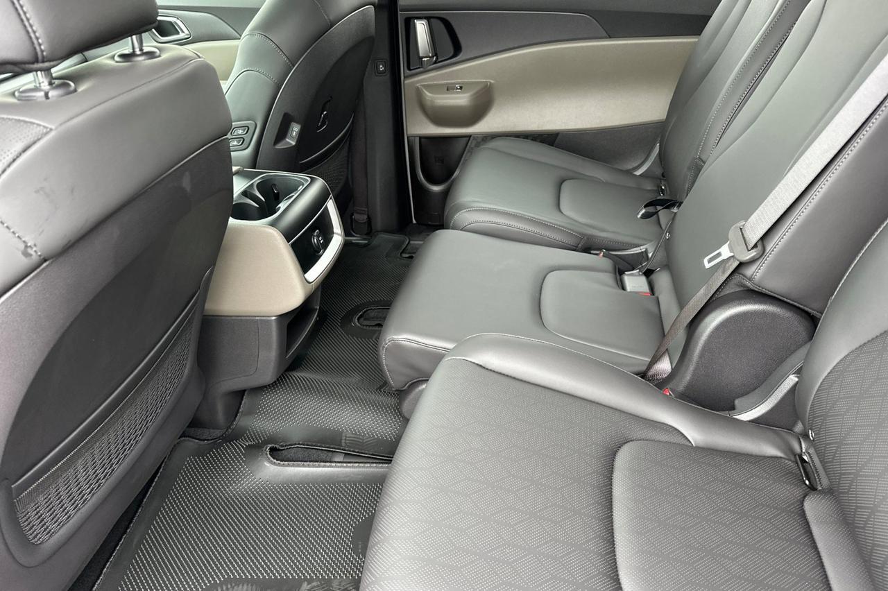 2026 Kia Carnival Hybrid EX Salinas CA