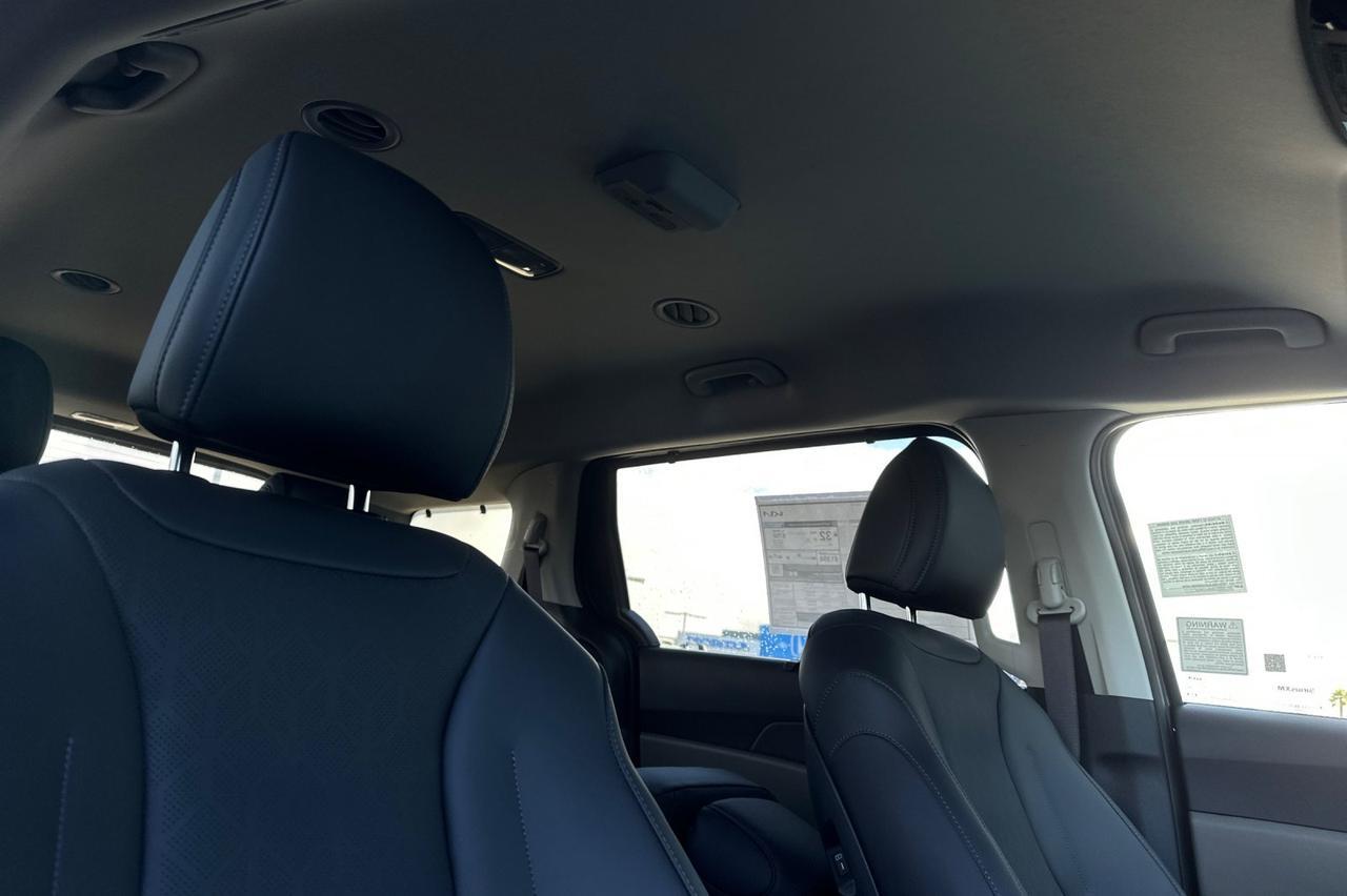 2026 Kia Carnival Hybrid EX Salinas CA