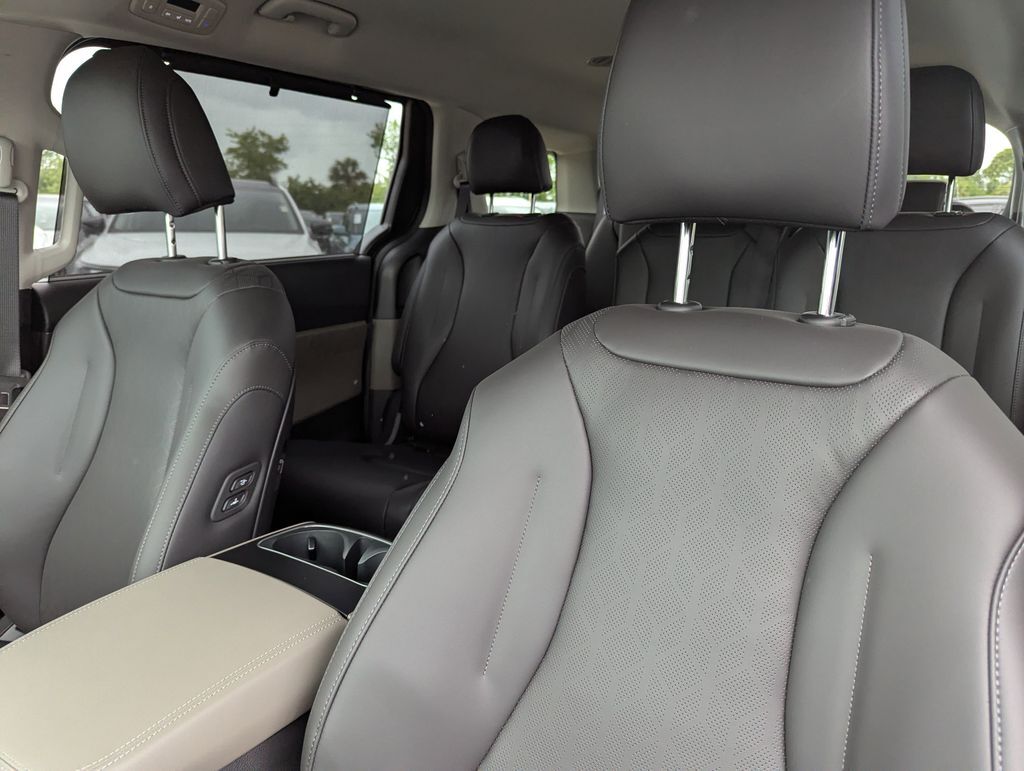 2026 Kia Carnival Hybrid EX San Clemente CA