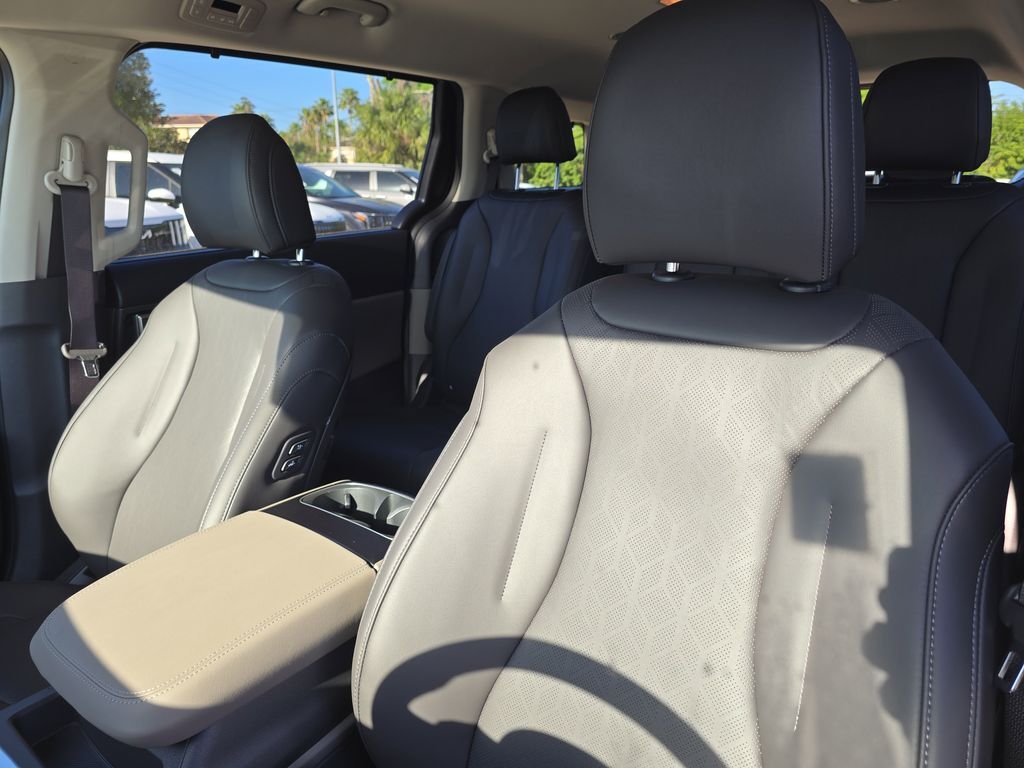 2026 Kia Carnival Hybrid EX San Clemente CA