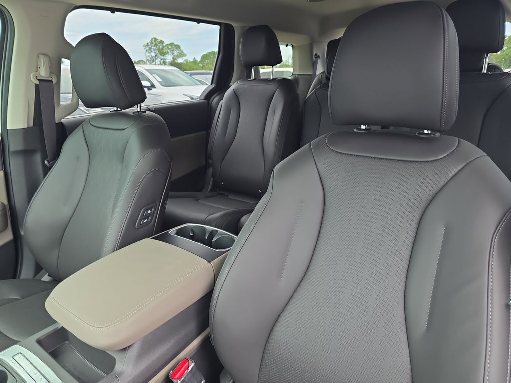 2026 Kia Carnival Hybrid EX San Clemente CA