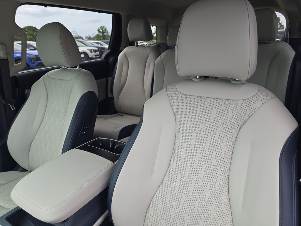 2026 Kia Carnival Hybrid EX San Clemente CA