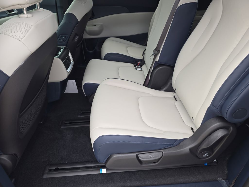2026 Kia Carnival Hybrid EX San Clemente CA