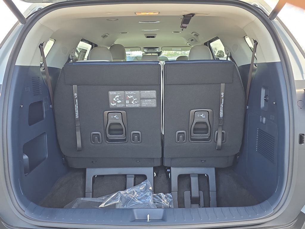 2026 Kia Carnival Hybrid EX San Clemente CA