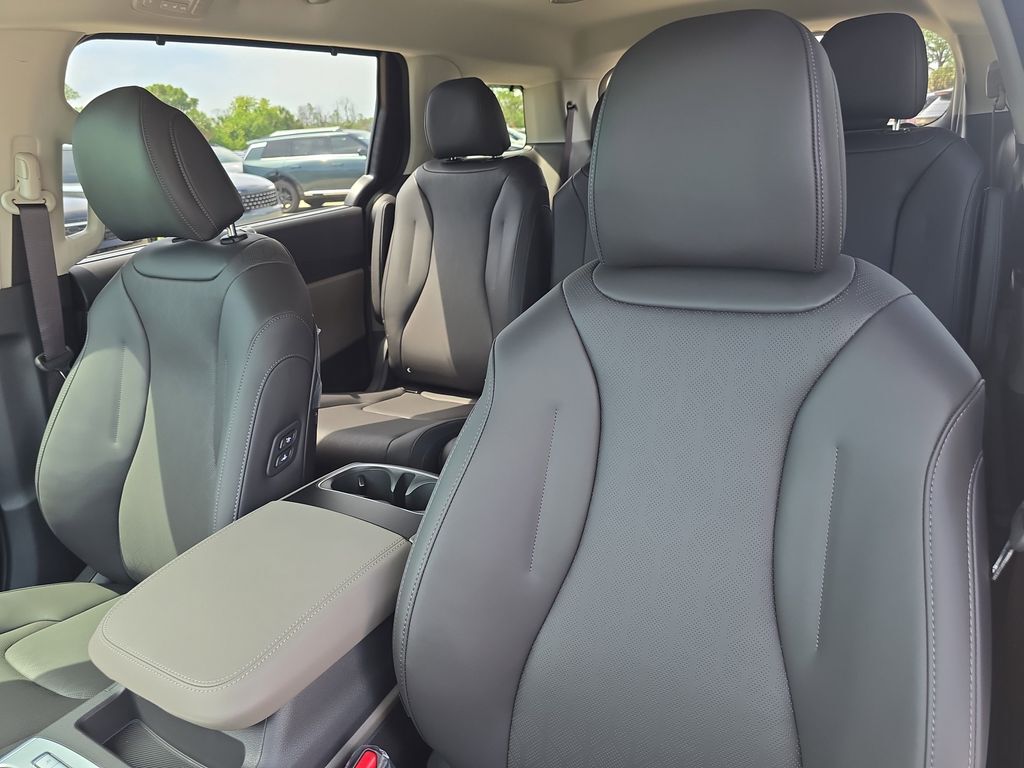 2026 Kia Carnival Hybrid EX San Clemente CA